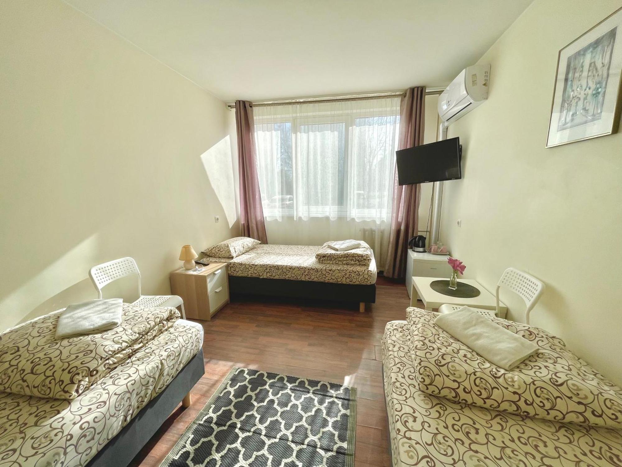 Savan House "Easy Kaunas" Εξωτερικό φωτογραφία